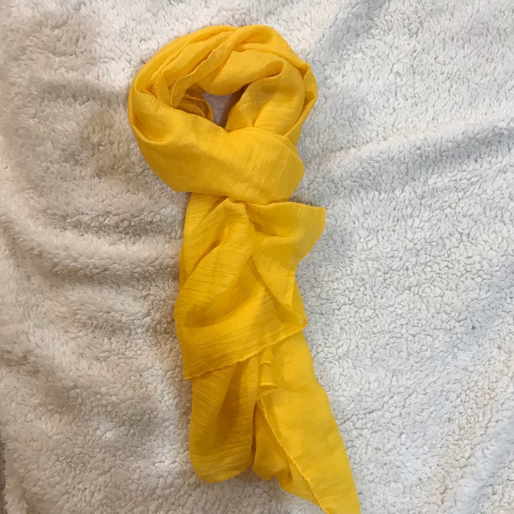 Yellow scarf